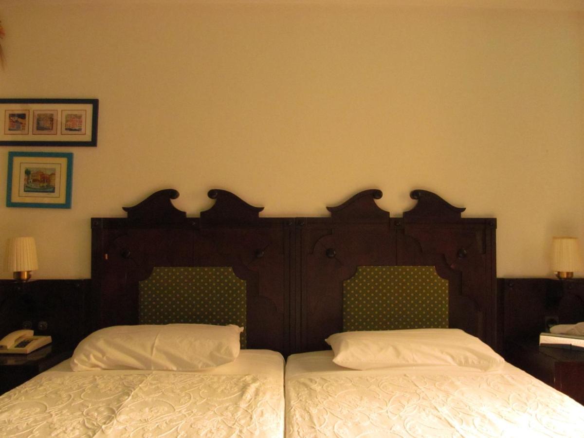 סימי Hotel Aliki מראה חיצוני תמונה